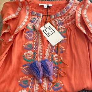 Ladies shirt made by THML size small. Brand new perfect color for summer!